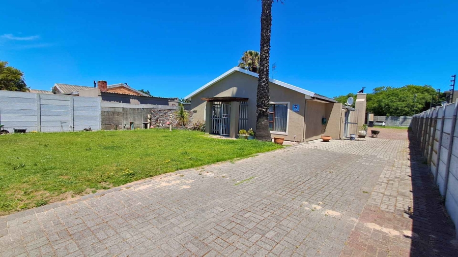 3 Bedroom Property for Sale in Windsor Park Western Cape